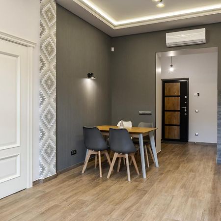 Inshiapartments On Kovzhuna Str Lviv Exterior foto